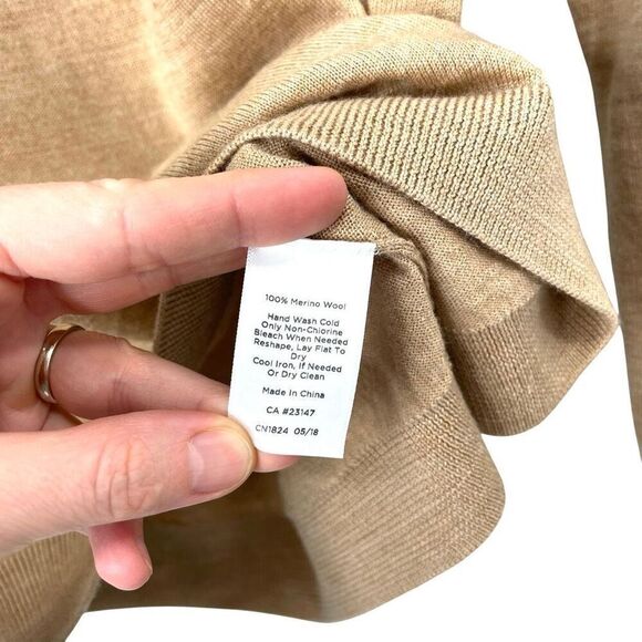 Talbots 100% merino wool scallop neck line sweater Size SP Petite camel tan neut - Picture 7 of 7